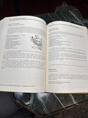 Lord Krishna’s Cuisine: The Art of Indian Vegetarian Cooking, Devi, Yamuna, Acce