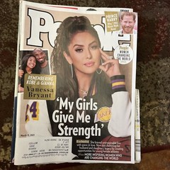 PEOPLE MAGAZINE MARCH 15, 2021 VANESSA BRYANT