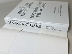 An Illustrated Encyclopaedia of Post-Revolution Havana Cigars HC/DJ 2005