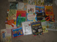 25 Caldecott Medal Honor Lot Children’s Books /Strega Nona/Many Moons,Madeline