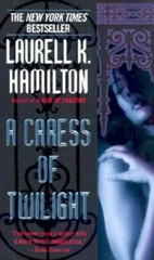 A Caress of Twilight (Meredith Gentry, Book 2) – Mass Market Paperback – GOOD