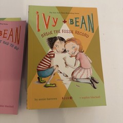 Ivy & Bean Box Set (Box Missing) – Books 1-8 by Annie Barrows & Sophie Blackall